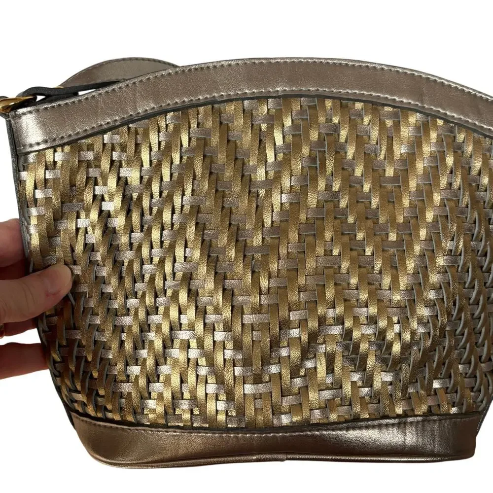 Vintage 90’s woven gold silver metallic purse shoulder bag dressy faux leather